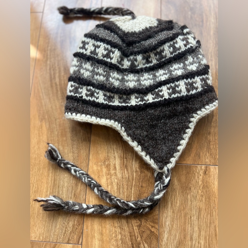 pure Wool Cozy Hand Knit Earflap Hat  beanie snowboard ski outdoor
